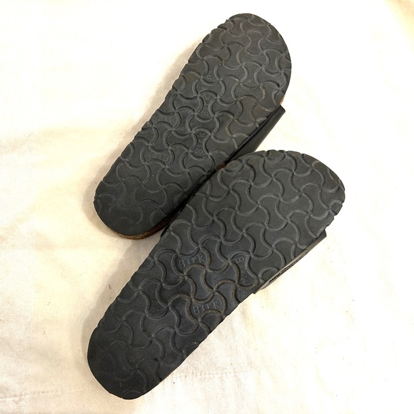 😎🌻 - Birkenstock Madrid $ 55 - Size 37/ US 6-6.5 Black  # 12 - Picture 6 of 6